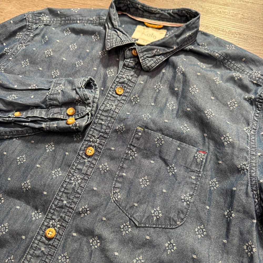 Koto Shirt Mens Small Blue‎ 100% Cotton Geometric Print Boho Indie Preppy Casual